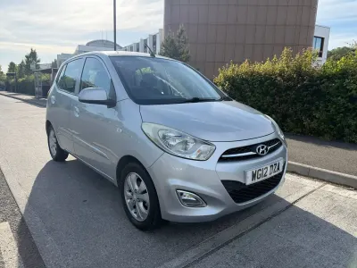 Usado Hyundai i10 Active 2012 Prateado Citadino