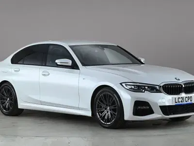 Usado BMW 330 M Sport 258 CV (189 kW) 2021 Blanco Berlina