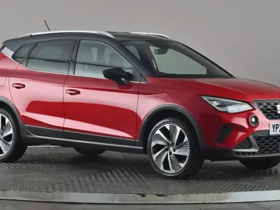 Used Seat Arona FR 110 HP (80 kW) 2023 Red SUV
