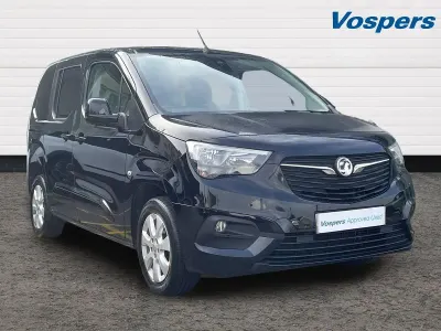 Second-hand Vauxhall Combo 2022 Negru Monovolum