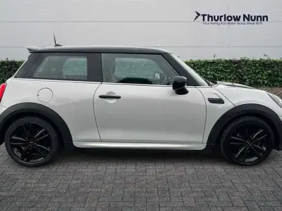 Used Mini Cooper Hatch 136 HP (100 kW) 2021 Silver Hatchback