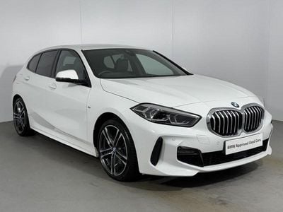 Used BMW 118 M Sport 134 HP (98 kW) 2022 White Hatchback