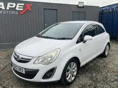 Used Vauxhall Corsa Active 100 HP (73 kW) 2012 White Hatchback