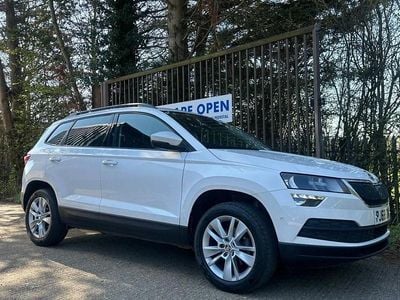 Used Skoda Karoq SE Technology 115 HP (84 kW) 2018 White SUV