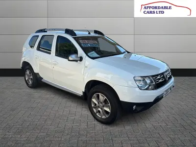 Used Dacia Duster Lauréate 125 HP (91 kW) 2017 White SUV
