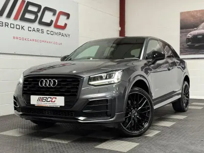 Begagnad Audi Q2 Black Edition 116 HK (85 kW) 2019 Grå SUV