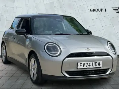 Used Mini Cooper Hatch 133 kW (181 HP) 2024 Silver Hatchback