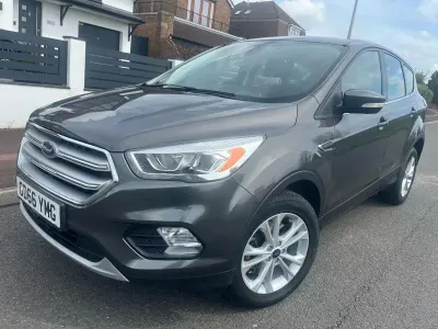 Second-hand Ford Kuga Titanium 150 CP (110 kW) 2017 Gri SUV