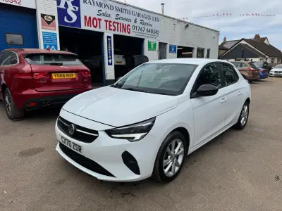 Used Vauxhall Corsa 75 HP (55 kW) 2020 White Hatchback