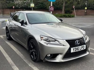 Lexus IS300h