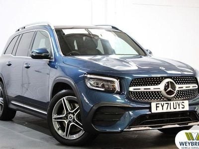 Mercedes GLB220