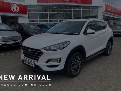 Used Hyundai Tucson Premium 129 HP (94 kW) 2019 White SUV