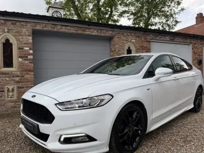 Usado Ford Mondeo ST-Line 150 CV (110 kW) 2019 Blanco Utilitario