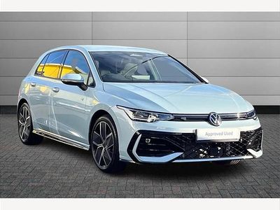 Second-hand VW Golf VIII R-line 150 CP (110 kW) 2025 Albastru Hatchback