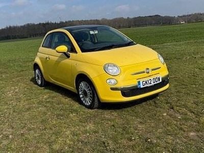 Used Fiat 500 Lounge 69 HP (50 kW) 2012 Yellow Hatchback