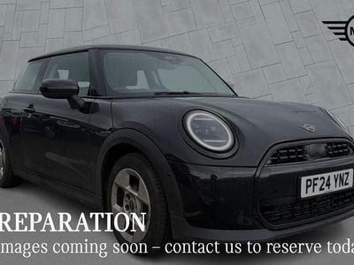Usado Mini Cooper Hatch 154 HP (113 kW) 2024 Preto Citadino