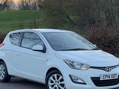 Used Hyundai i20 Active 84 HP (61 kW) 2014 Hatchback