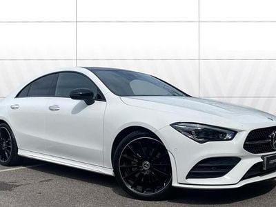 Begagnad Mercedes CLA200 AMG Line Premium Plus 163 HK (119 kW) 2022 Sedan