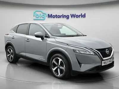 Używany Nissan Qashqai N-Connecta 190 KM (139 kW) 2023 Szary SUV