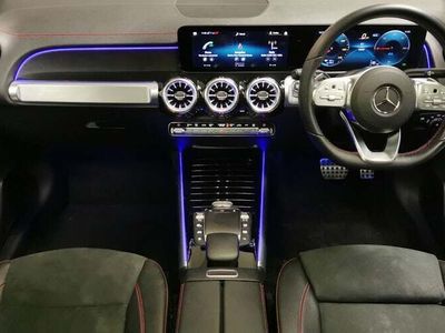 Mercedes EQB350