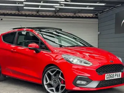 Second-hand Ford Fiesta ST 200 CP (147 kW) 2019 Roșu Hatchback