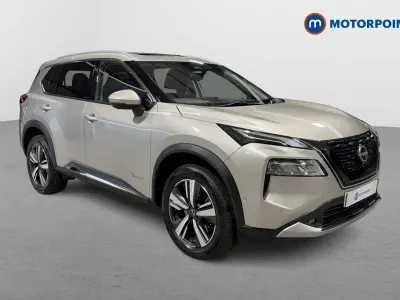 Usado Nissan X-Trail Tekna 213 HP (156 kW) 2022 Prateado SUV
