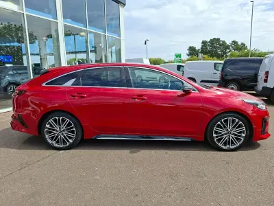 Used Kia ProCeed GT-Line S 138 HP (101 kW) 2019 Red Estate