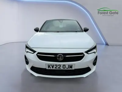 Used Vauxhall Corsa GS Line 99 HP (72 kW) 2022 White Hatchback