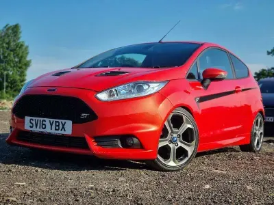 Usado Ford Fiesta ST 2016 Laranja Citadino