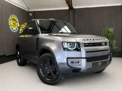 Used Land Rover Defender S 200 HP (147 kW) 2021 Grey SUV