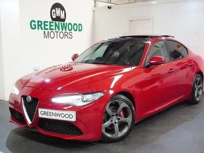 Used Alfa Romeo Giulia Saloon Edizione Speciale 180 HP (132 kW) 2018 Red Sedan