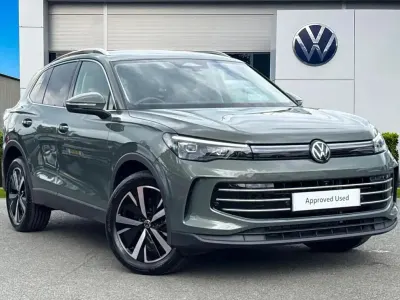 Używany VW Tiguan Elegance 204 KM (150 kW) 2025 Zielony SUV