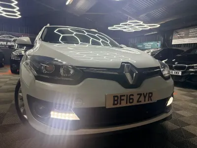 Usado Renault Mégane GrandTour Expression+ 110 HP (80 kW) 2016 Branco Carrinha
