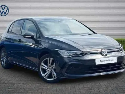 Second-hand VW Golf VIII R-line 150 CP (110 kW) 2024 Gri Hatchback
