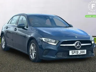 Used Mercedes A180 SE 2019 Blue Hatchback
