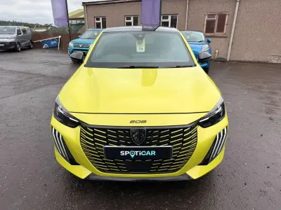 Used Peugeot 208 GT 134 HP (98 kW) 2024 Yellow Hatchback