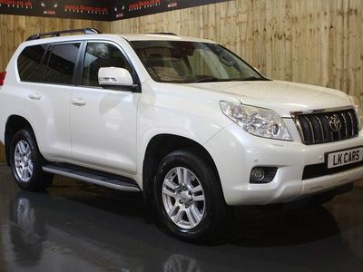 Used Toyota Land Cruiser 190 HP (139 kW) 2012 White SUV