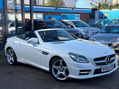 Begagnad Mercedes SLK200 AMG 2012 Vit Cab