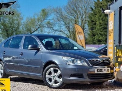 Begagnad Skoda Octavia SE 122 HK (89 kW) 2011 Grå Halvkombi