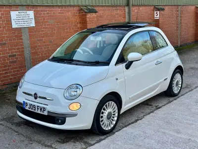 Used Fiat 500 Lounge 69 HP (50 kW) 2009 White Cabriolet