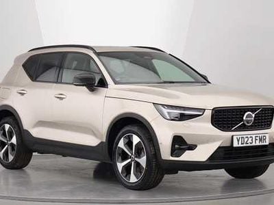 Used Volvo XC40 Ultimate 161 HP (118 kW) 2023 Gold SUV