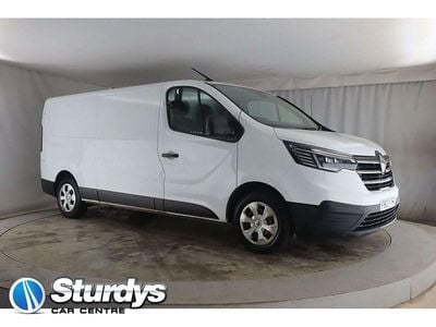 Used Renault Trafic 2023 Glacier white