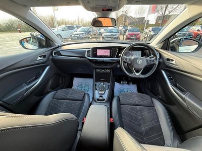 Used Vauxhall Grandland X Ultimate 128 HP (94 kW) 2023 White SUV