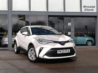 Used Toyota C-HR 122 HP (89 kW) 2023 White SUV