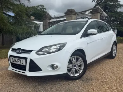 Used Ford Focus Titanium 115 HP (84 kW) 2014 White Hatchback