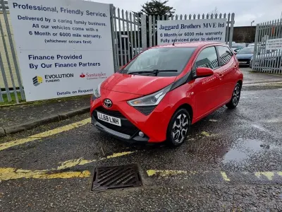Used Toyota Aygo X-plore 68 HP (50 kW) 2018 Red Hatchback
