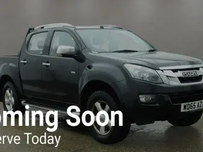 Używany Isuzu Pick up 161 KM (118 kW) 2015 Czarny Pickup