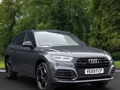 Usado Audi Q5 Black Edition 190 CV (139 kW) 2019 Gris SUV