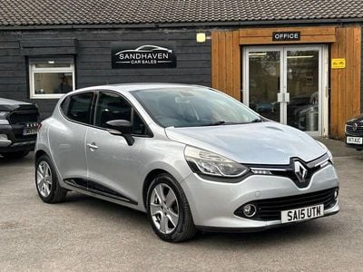 Used Renault Clio IV Dynamique 75 HP (55 kW) 2015 Silver Hatchback