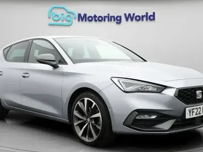 Used Seat Leon FR Sport 131 HP (96 kW) 2022 Silver Hatchback